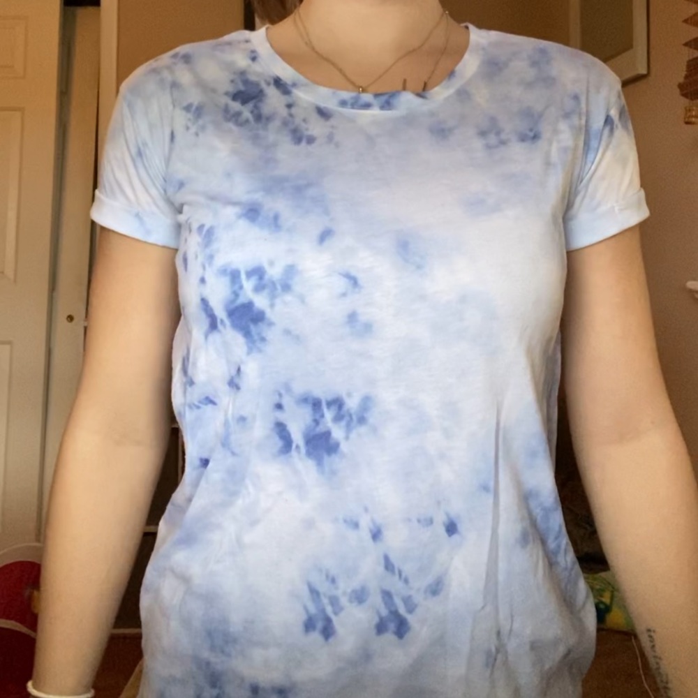 tie dye tee